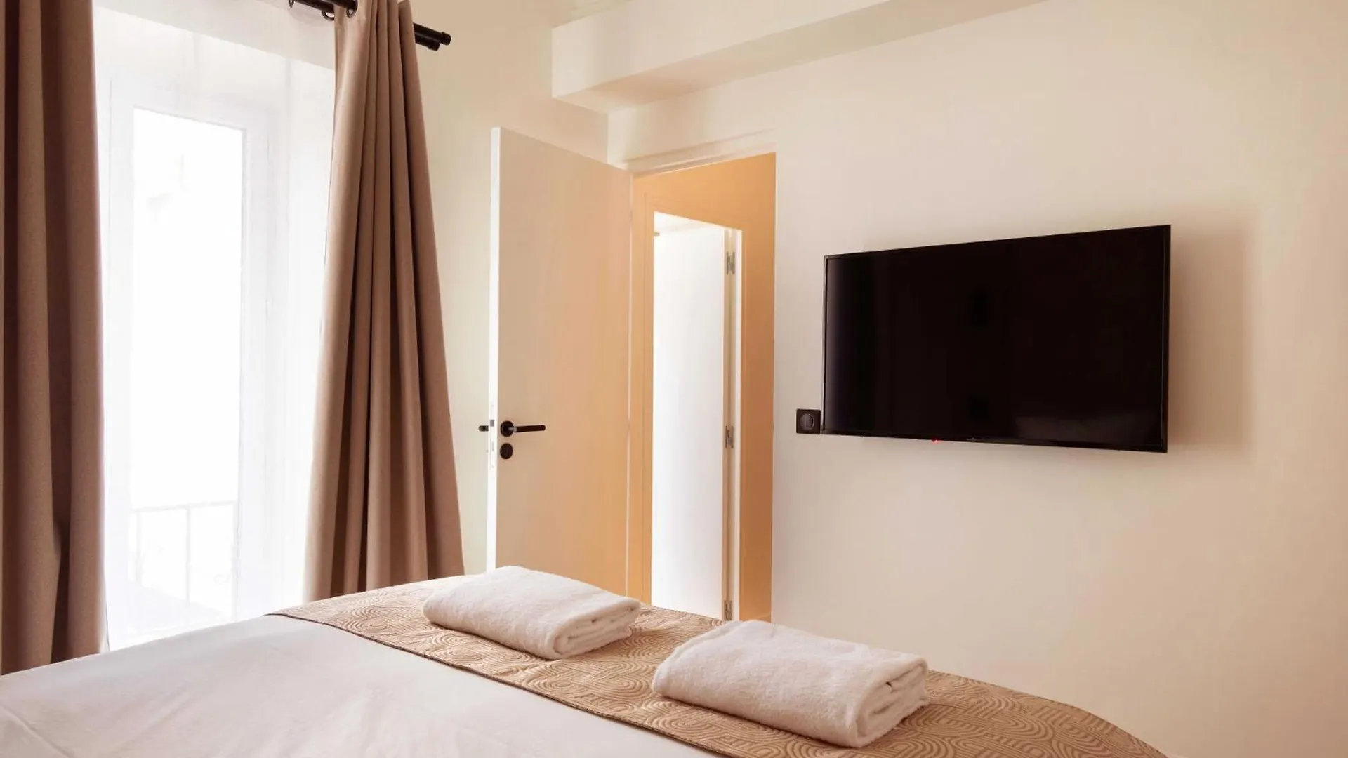 Luxury House With Ac - 6bd-12p - Batignolles בית נופש פריז
