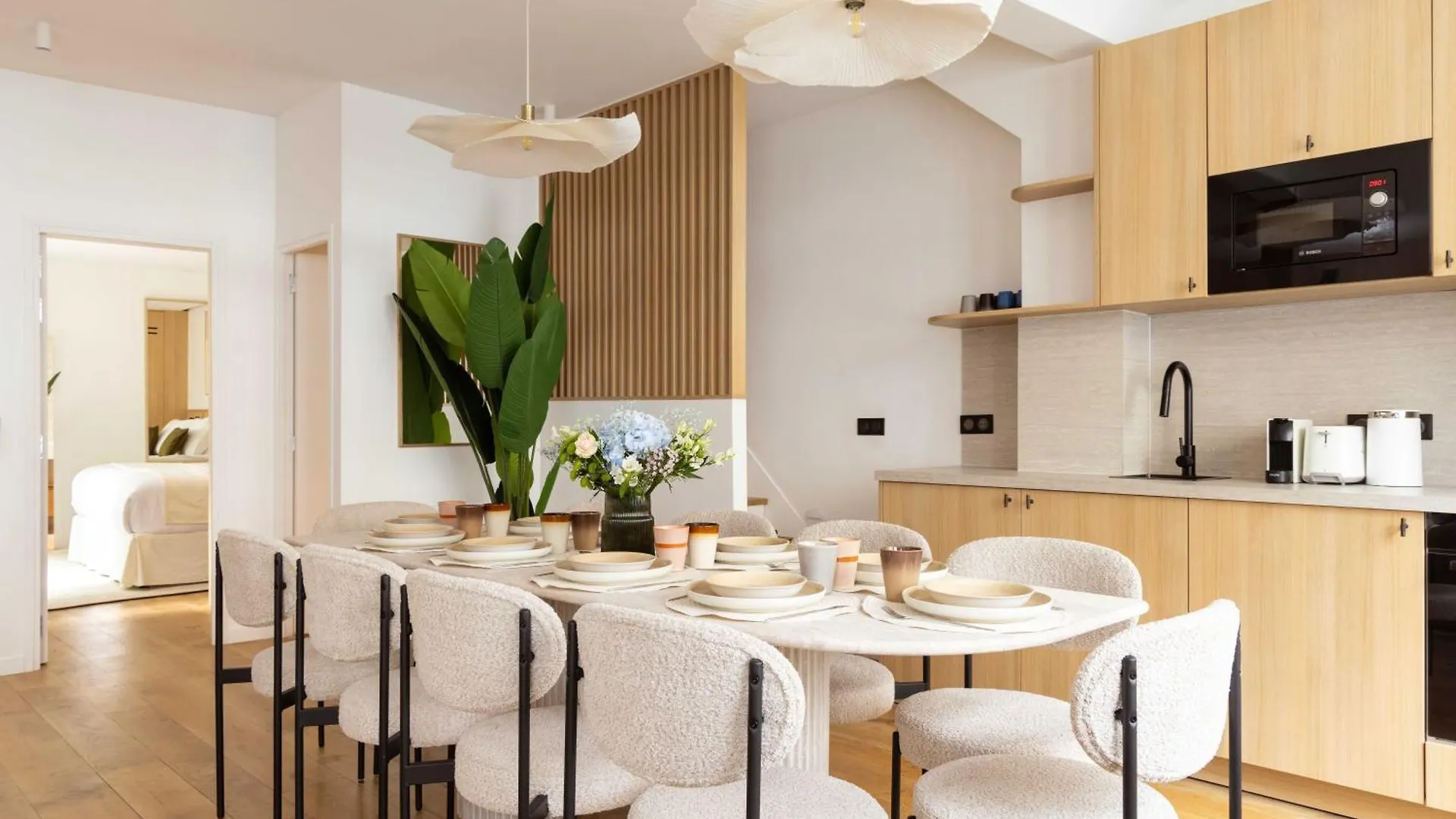 Luxury House With Ac - 6bd-12p - Batignolles *