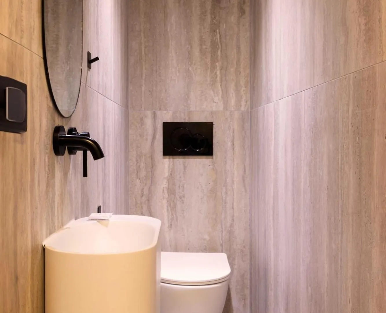 Luxury House With Ac - 6bd-12p - Batignolles
